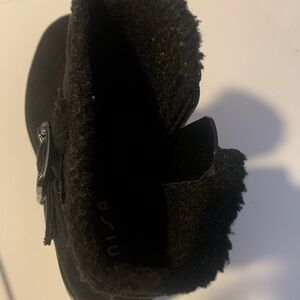 Unisa Black Shearling Lined Winter Boots